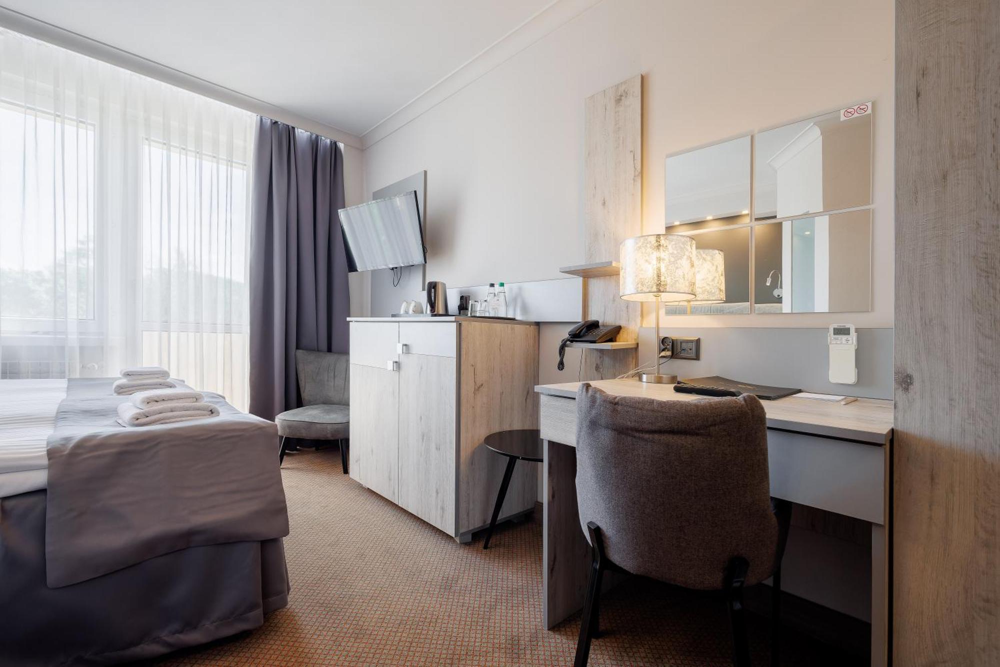 Hotel Cristal Park 3*